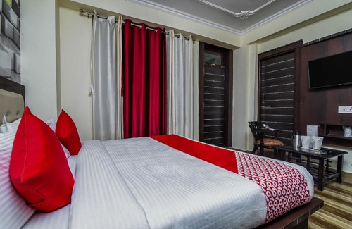 Dharamshala Hotel | OYO 15989 Rc Residency