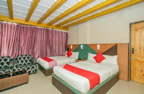 Sadduguntepalya Hotel | OYO 436 Emirates Suites