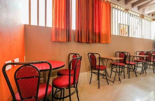 Sadduguntepalya Hotel | OYO 436 Emirates Suites