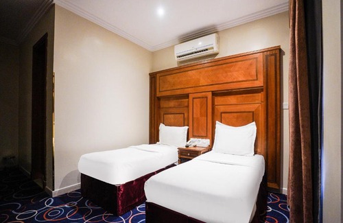 Jeddah Hotel | OYO 650 Dhiyafat Dallah Hotel