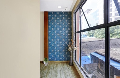 Sakinaka Hotel | OYO 80565 Hotel Arton