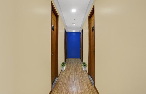 Sakinaka Hotel | OYO 80565 Hotel Arton