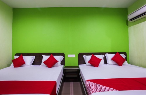 Taman Kolej Perdana Hotel | OYO 89539 Hotel Siswa