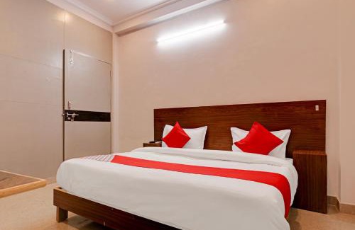Ghaziabad Hotel | OYO Flagship Hotel Grand Atharv