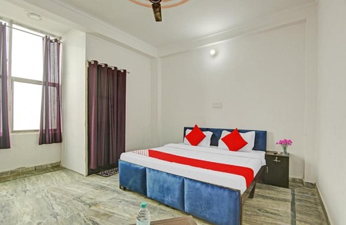 Delhi Hotel | OYO Flagship Mannat Residency Near Shiv Vihar Metro Station