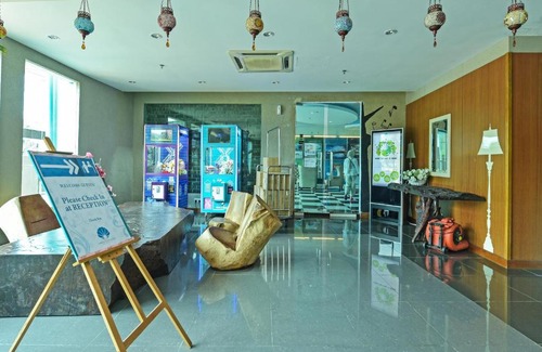 Lumut Hotel | OYO Home 90530 Vrao's H'stay