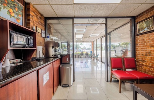 Bartow Hotel | Oyo Hotel Bartow