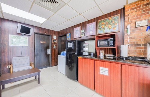 Bartow Hotel | Oyo Hotel Bartow