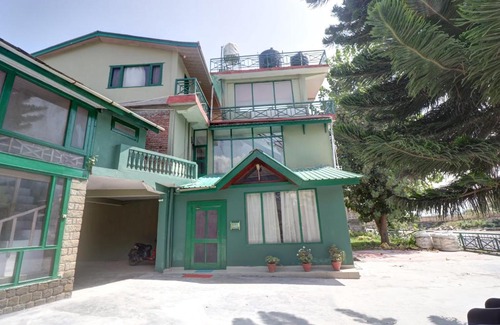 Bajaura Hotel | OYO Rudhra River Huts