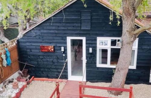 West Mersea Apartment | Oyster Lodge