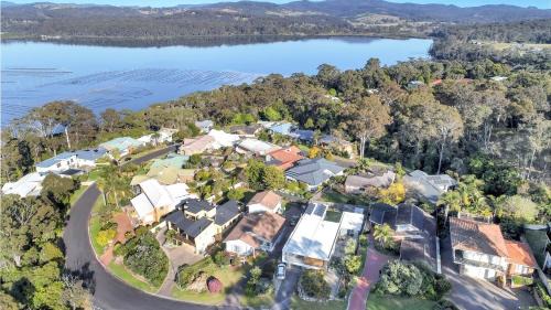 Merimbula House | Oyster View
