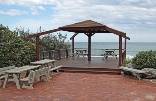Dunbogan House | Oystercatcher