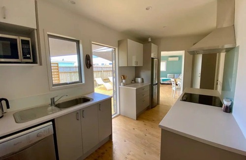 Ohope House | Oystercatcher Bach