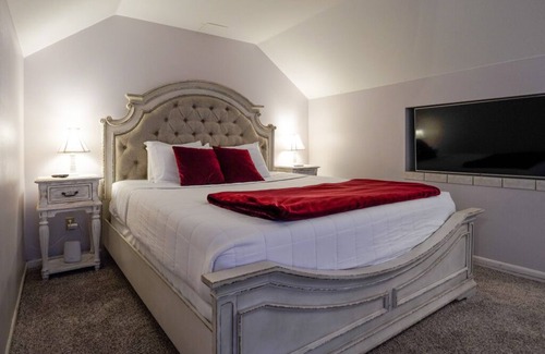 Ponce De Leon Bed & Breakfast | Ozark Couples Retreat: A Romantic Hideaway Near Branson