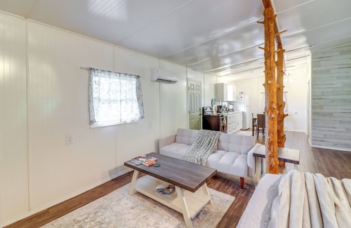 Harrison Apartment | 'Ozark Escapes Cabin' w/Mtn Views in Harrison