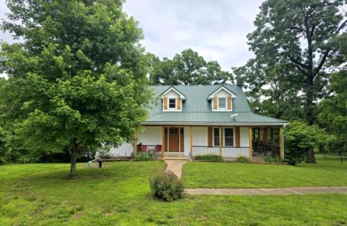 Camdenton House | Ozark Hills Hideaway