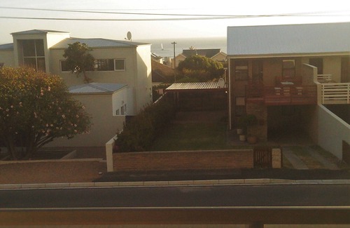 Voelklip House | Ozeana Hermanus holiday home