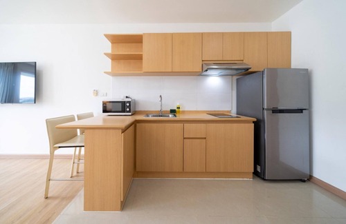 Kata Apartment | Ozone Kata Condo - great location, rooftop pool