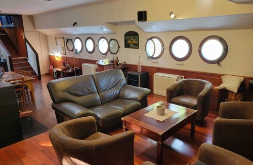 Villalbe Boat Rental | Péciche d'hôtes ' "Mirage"- Cabine Caravelle