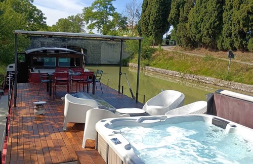 Villalbe Boat Rental | Péciche d'hôtes ' "Mirage"- Cabine Caravelle