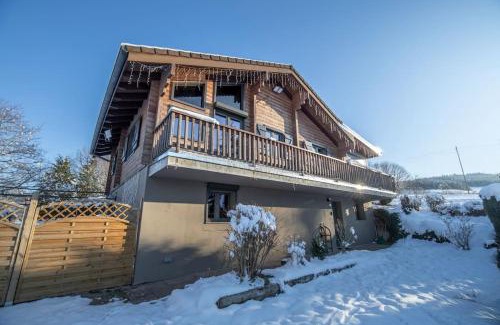 Gerbepal Ski Chalet | Pétillant Chalet aux 3 étangs avec SPA, Sauna et Véranda