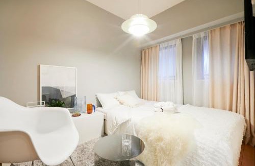 Kabukicho Apartment | P OIN T - Shinjuku Kabukicho Designer's Apartment I