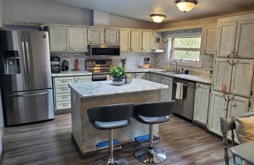 Deadwood House | PA's HOUSE; COMFY; PETS; DEADWOOD, MICHELSON TRAIL. UTV & EBIKE RENTAL; HWY 385