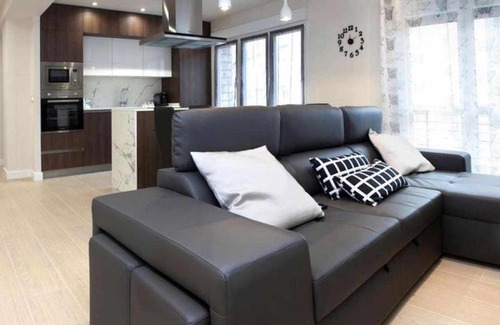 Gijon-Este Apartment | Pablo Iglesias
