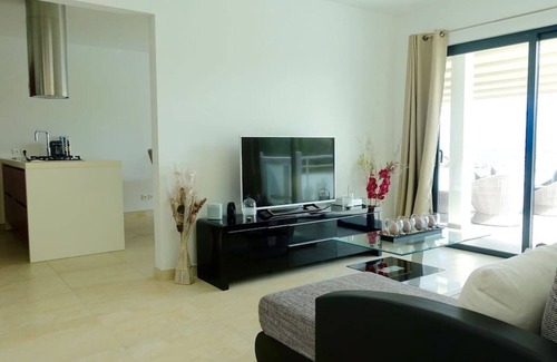 Vitet Apartment | Pacha Apt with Terrace and Panoramic Views!