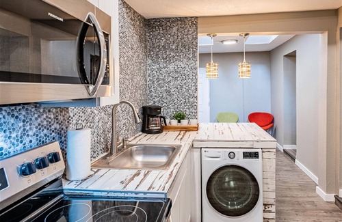 Barelas House | Pacific Edge C - 1 bed 1 bath | 1 Bed, 1 Bath