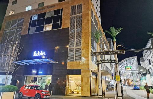 Christchurch City Centre Apartment | Pacific Horizon - Luxury Sky Suite - 19th Floor City Views