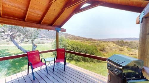 Spanish Valley House | Pack Creek ~ Trails End