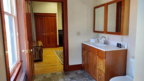 Downtown Skagway Hotel | Pack Train Inn