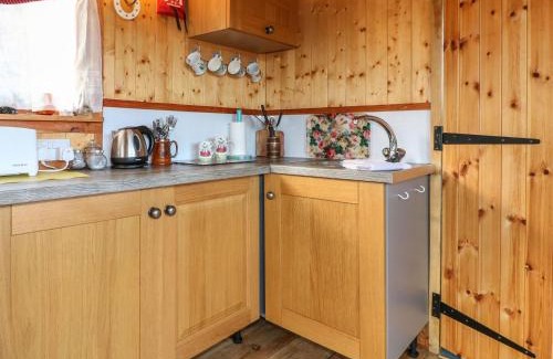 Crich House | Packhorse Shepherds Hut