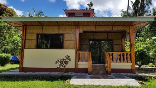 Mambajao Bed & Breakfast | Paco's Garden Home Stay
