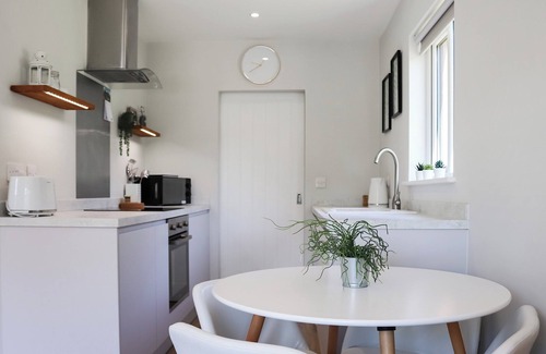 Bont Newydd Cottage | Padarn Lodge - UK47605