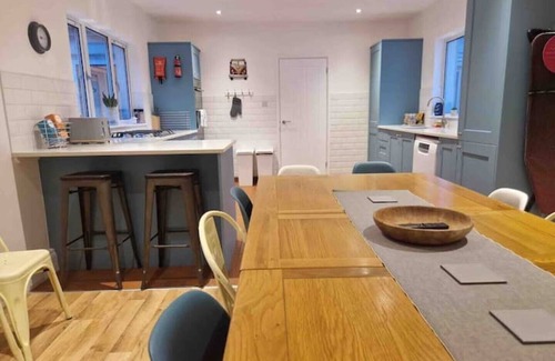 Whitecross House | Padstow to the left of me, Polzeath to the right!