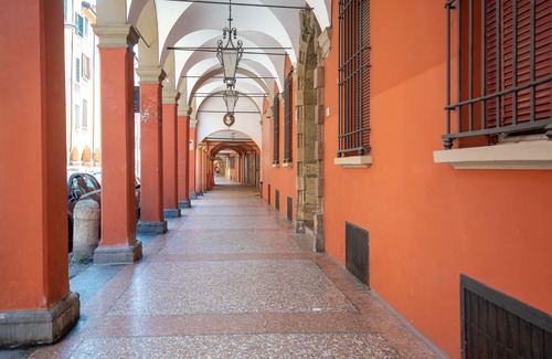 Historic Center Apartment | Paglia Tre, 2 bedroom apartment in the center of Bologna
