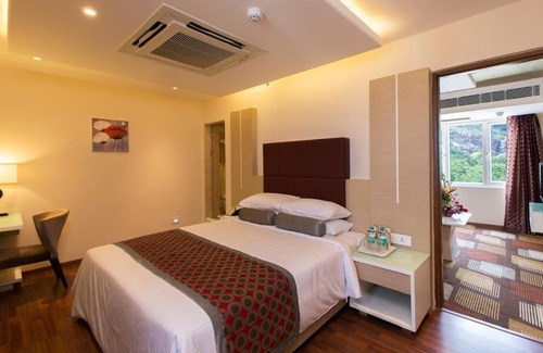 Tirupati Hotel | Pai Viceroy