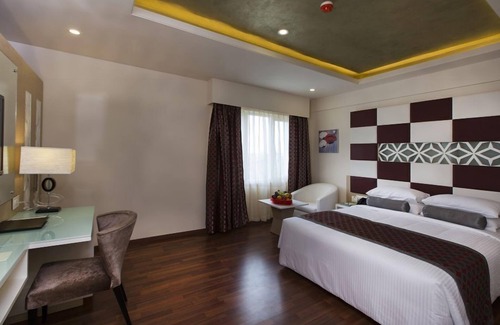 Tirupati Hotel | Pai Viceroy