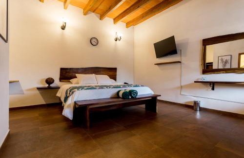 San Miguel Hotel | Palacio Del Cobre