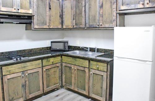 Spring Branch Hotel | Palacio Royale Houston NW at Beltway 8