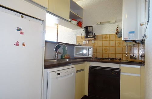 Palavas-les-Flots Apartment | Palavas 1BR cabin top floor, double terrace, private parking