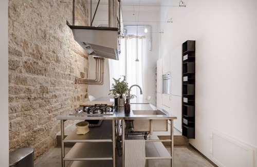 Old Town Apartment | Palazzo D’Amelj – Modern Loft in the Heart of Bari Vecchia