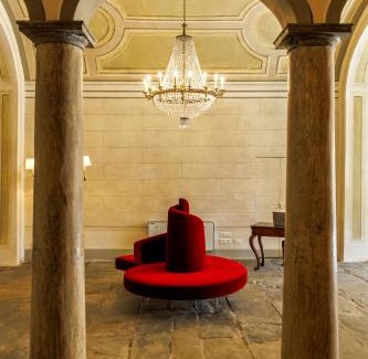 Pisa City Centre Apartment | PALAZZO DELLA BIANCA-Royal Experience