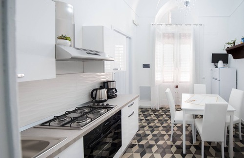 Castellammare del Golfo Apartment | Palazzo TAORMINA - apartment in the center -