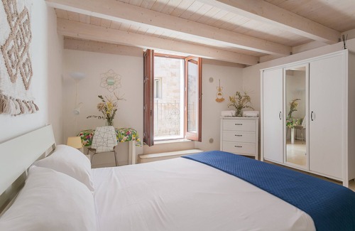 Old Town Bed & Breakfast | Palazzo San Rocco - Blue Room by Wonderful Italy