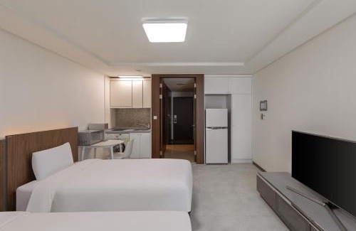 Haeundae Resort | Pale De Cz Condo