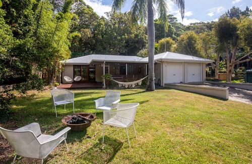 Point Lookout House | Palm Beach House - Spacious low set house high up on Tramican Street