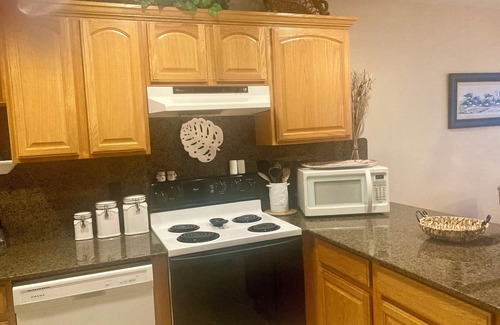 Juno Beach Apartment | PALM BEACH INTRACOASTAL WATERFRONT - EVERYDAY IS A BOAT PARADE! 5 Star